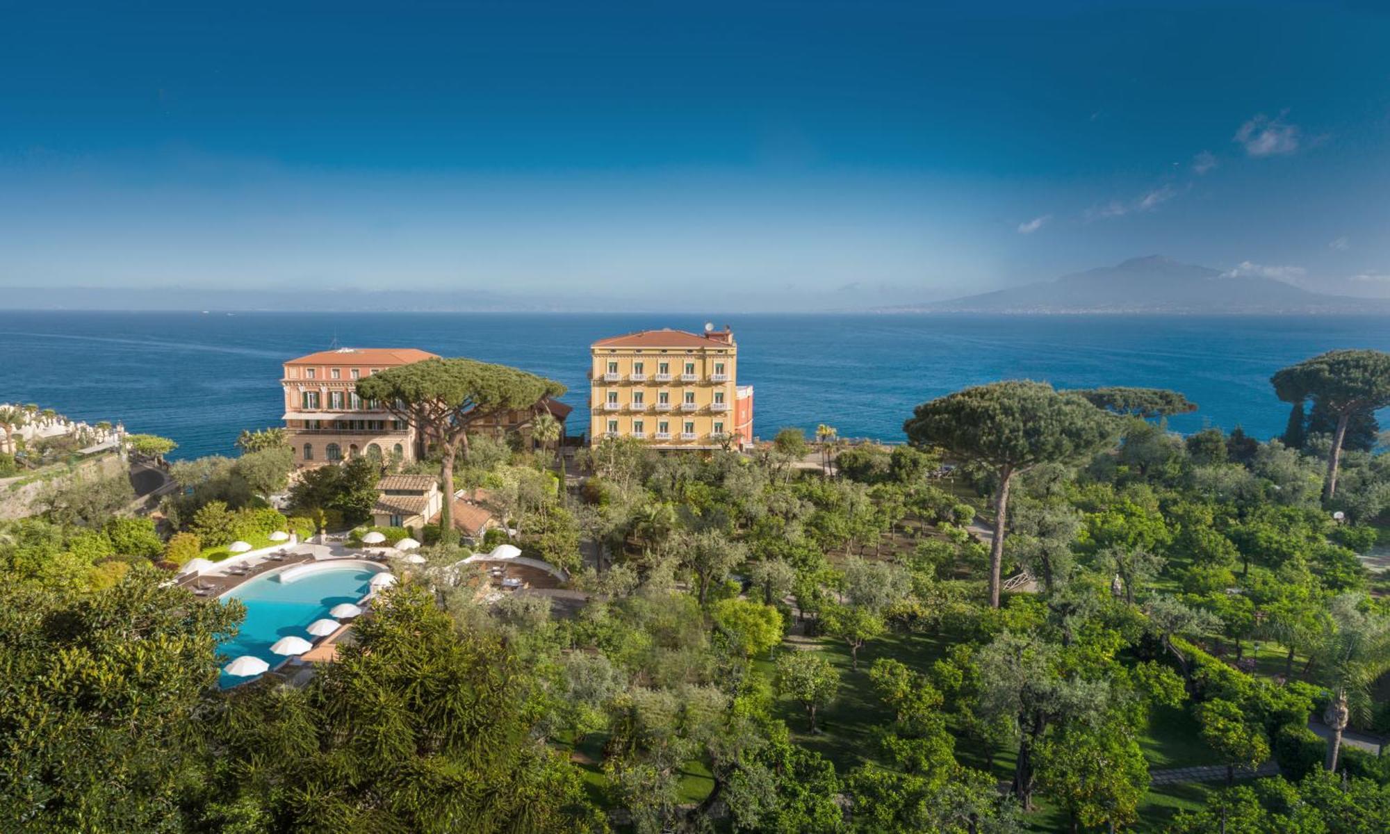 Where to Stay in Sorrento: 4 Best 5-Star Hotels