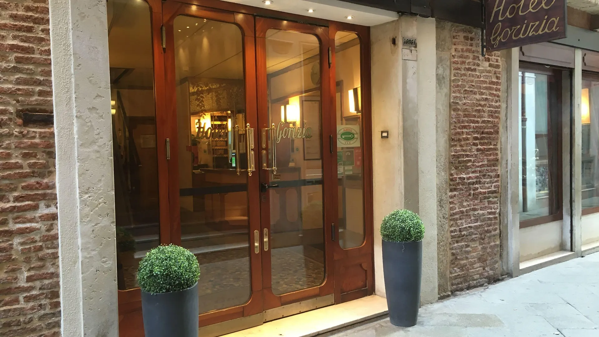 4 Smart Budget Hotels In Venice City Centre Worth Booking