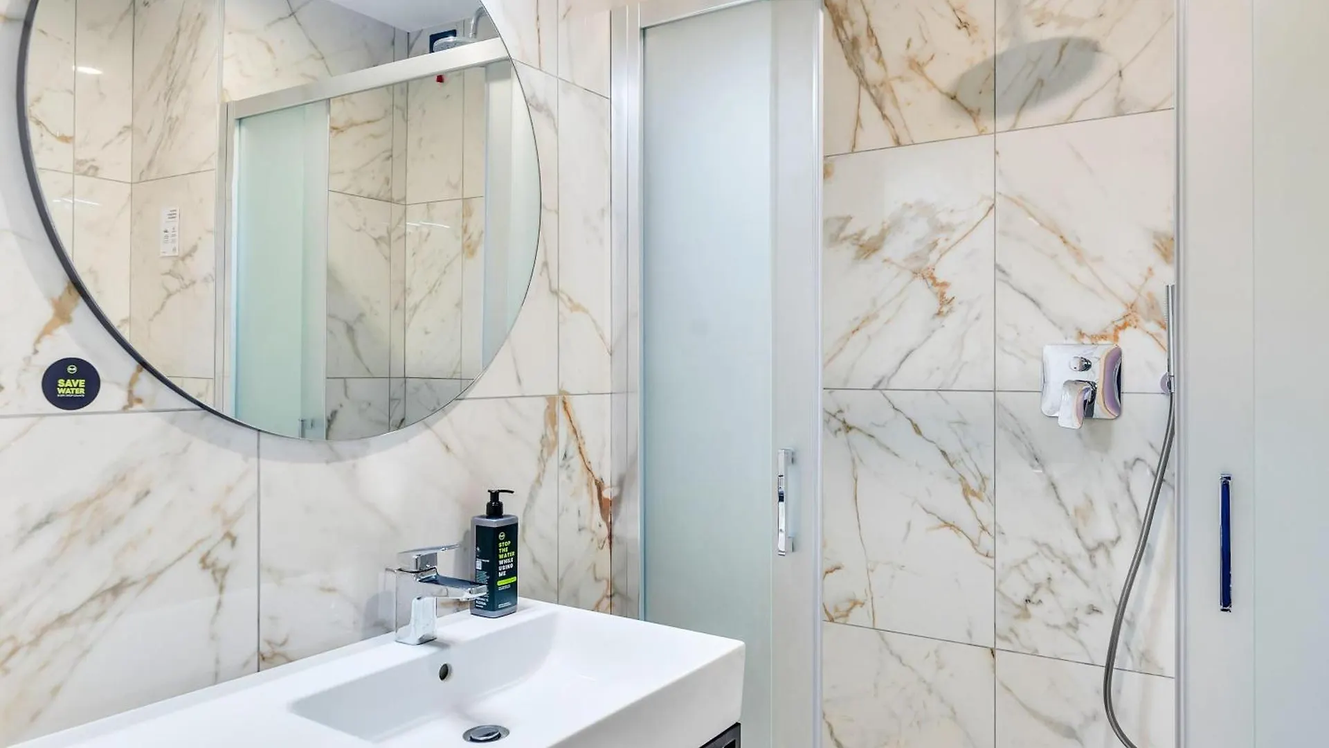 8 Budget Hotels In Milan's Stazione Centrale Worth Booking